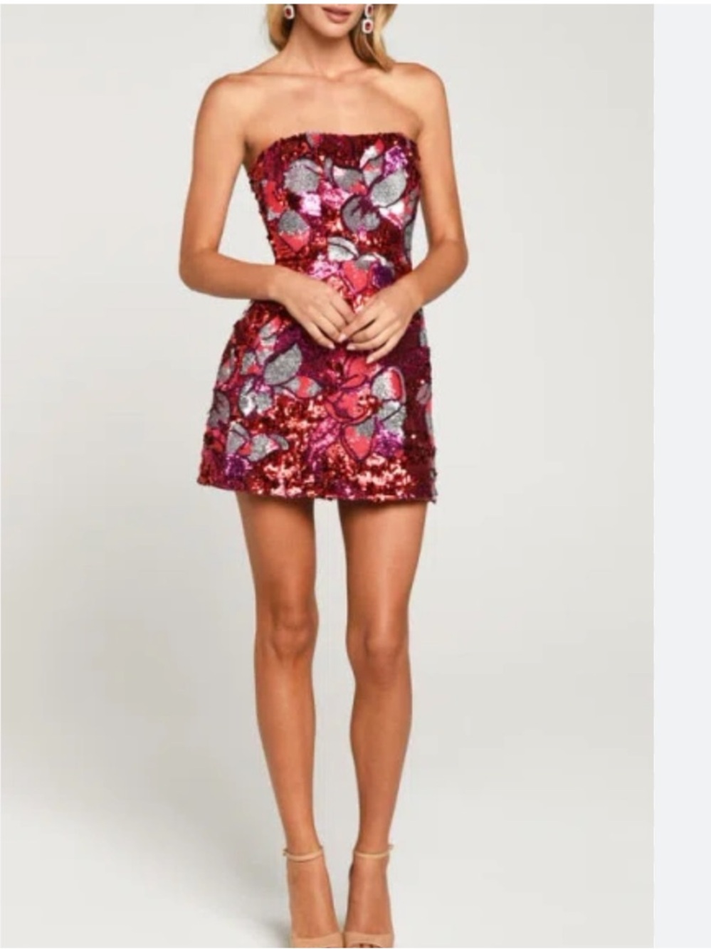 Helsi Linda Strapless Sequin Mini Dress in Burgundy